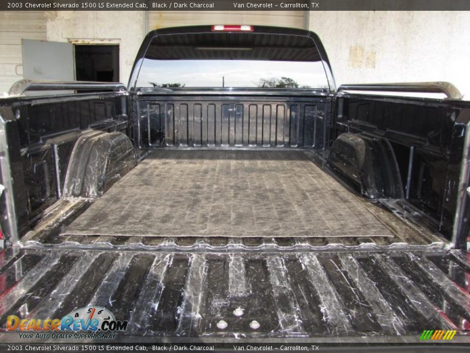 2003 Chevrolet Silverado 1500 LS Extended Cab Trunk Photo #20