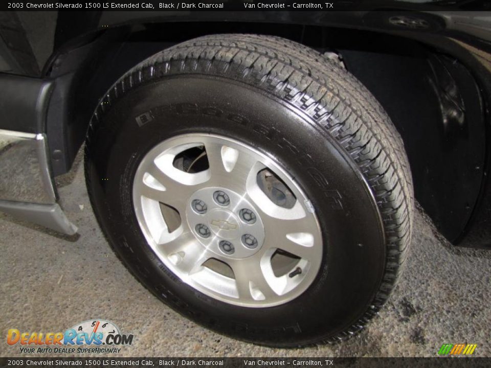 2003 Chevrolet Silverado 1500 LS Extended Cab Wheel Photo #21