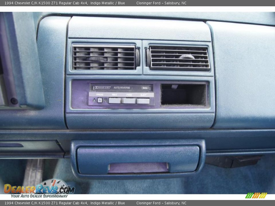 Controls of 1994 Chevrolet C/K K1500 Z71 Regular Cab 4x4 Photo #24