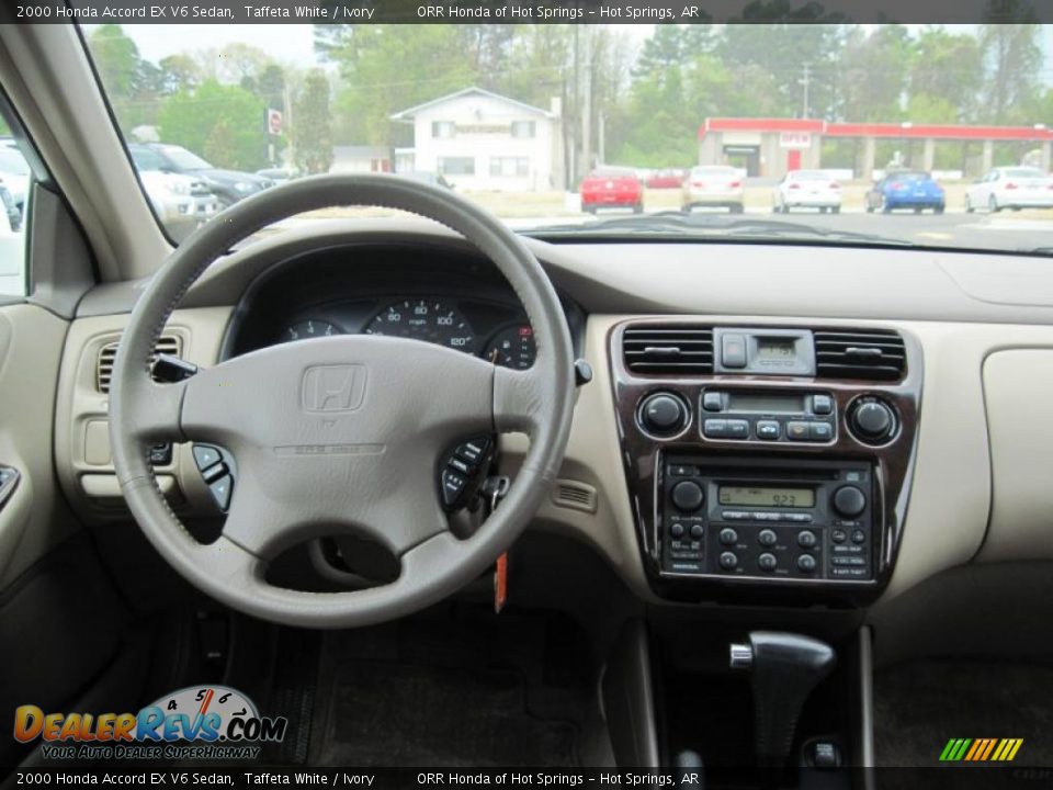 2000 Honda Accord EX V6 Sedan Taffeta White / Ivory Photo #15