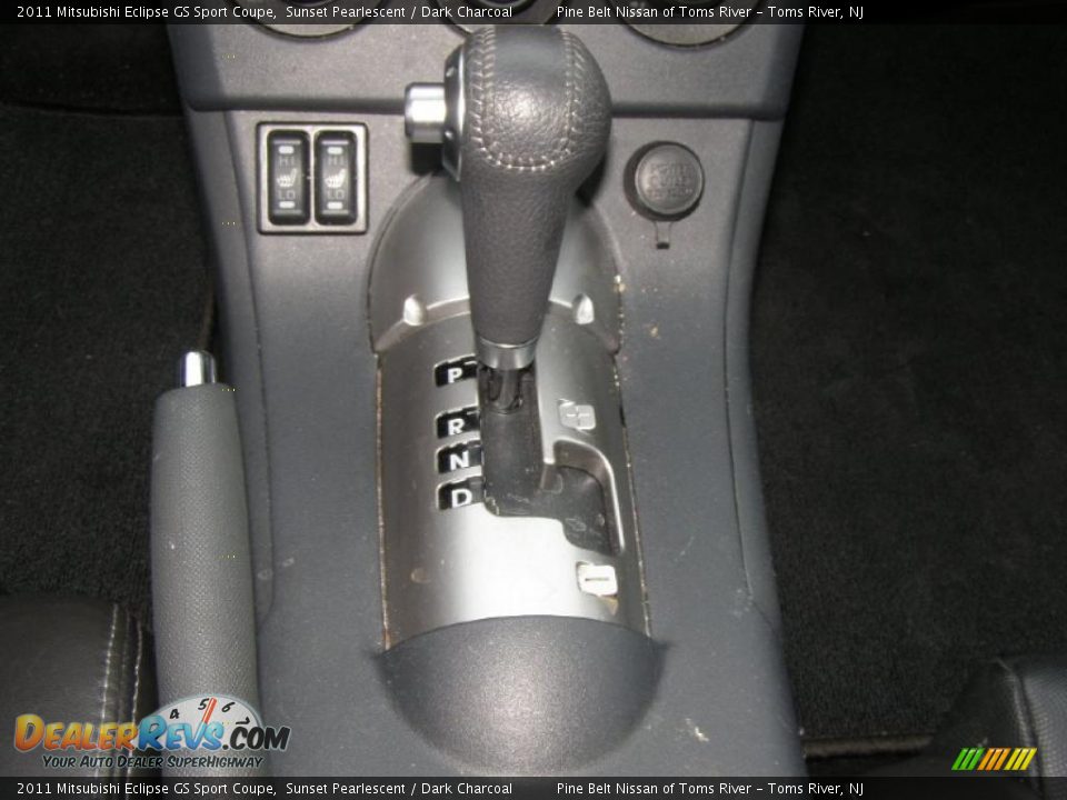 2011 Mitsubishi Eclipse GS Sport Coupe Shifter Photo #13