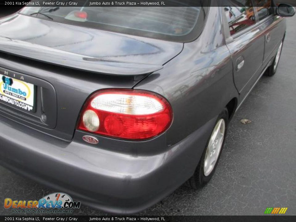 2001 Kia Sephia LS Pewter Gray / Gray Photo #10