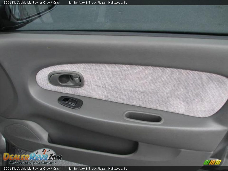 2001 Kia Sephia LS Pewter Gray / Gray Photo #16