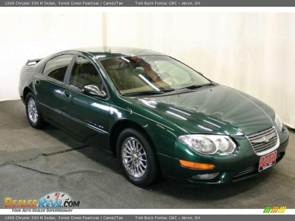 Front 3/4 View of 1999 Chrysler 300 M Sedan Photo #1