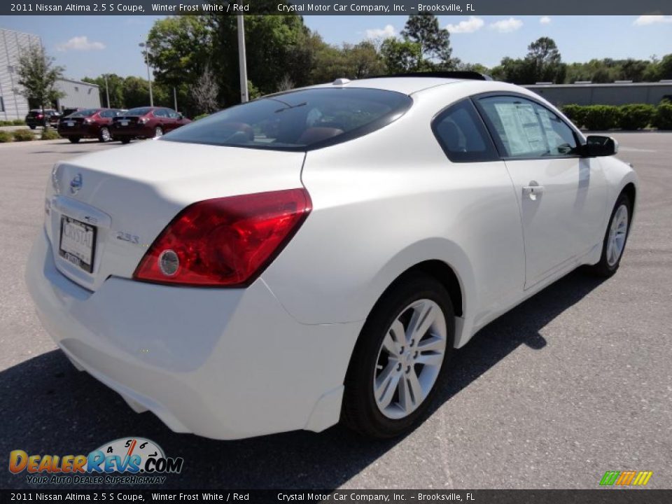 2011 Nissan Altima 2.5 S Coupe Winter Frost White / Red Photo #8