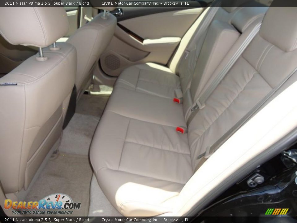 2011 Nissan Altima 2.5 S Super Black / Blond Photo #5