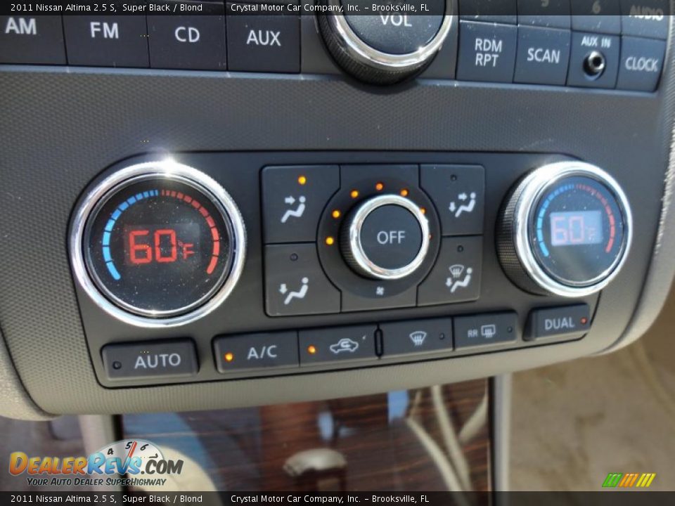 2011 Nissan Altima 2.5 S Super Black / Blond Photo #27