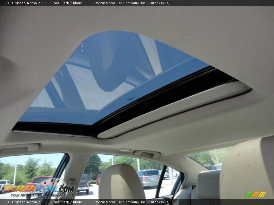 2011 Nissan Altima 2.5 S Super Black / Blond Photo #28