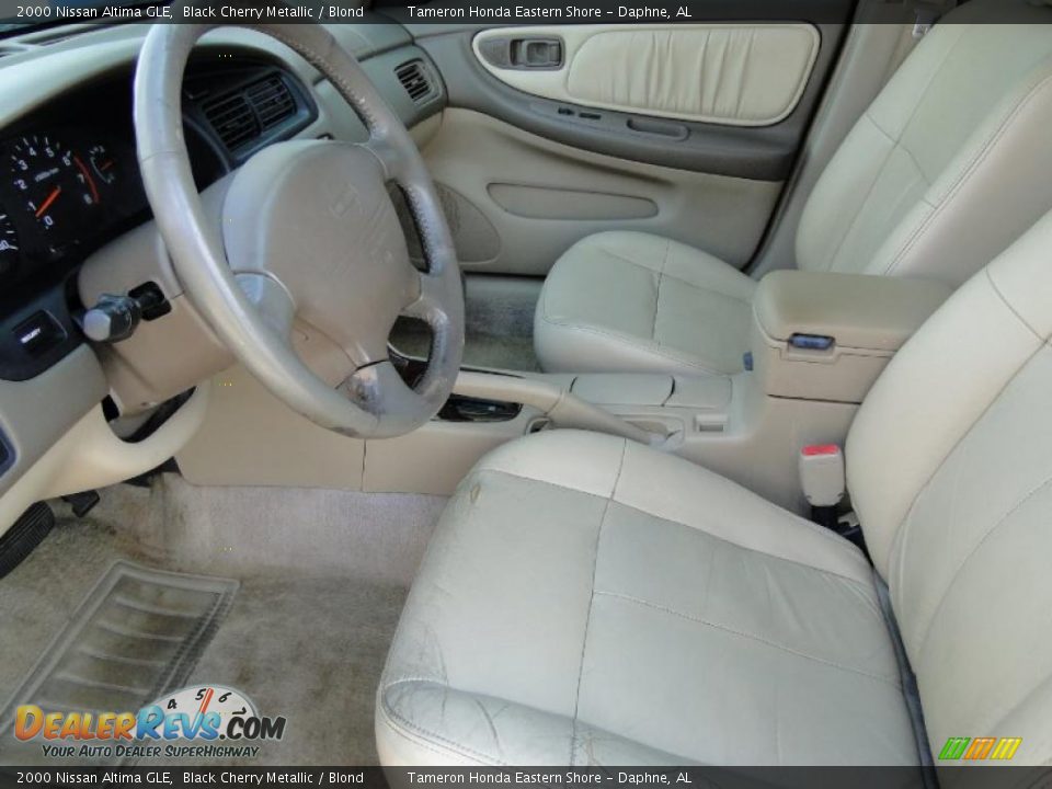 Blond Interior - 2000 Nissan Altima GLE Photo #12
