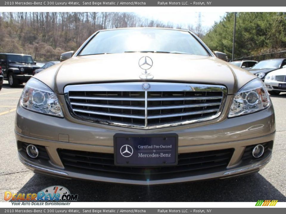2010 Mercedes-Benz C 300 Luxury 4Matic Sand Beige Metallic / Almond/Mocha Photo #2