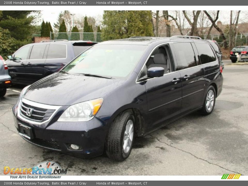 Front 3/4 View of 2008 Honda Odyssey Touring Photo #1