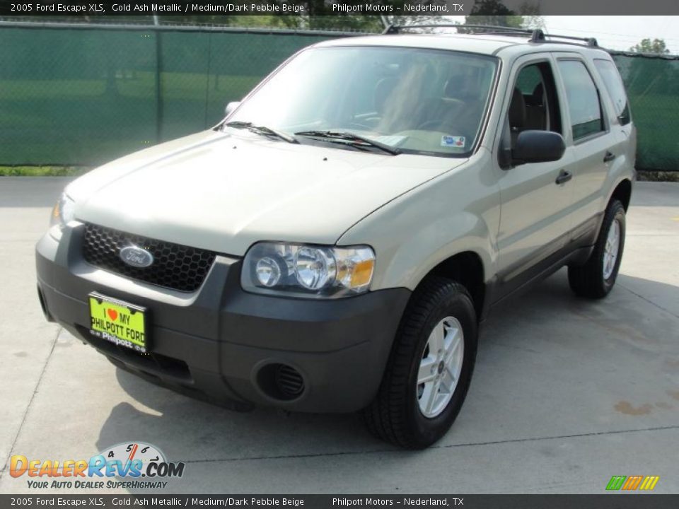 2005 Ford Escape XLS Gold Ash Metallic / Medium/Dark Pebble Beige Photo #7
