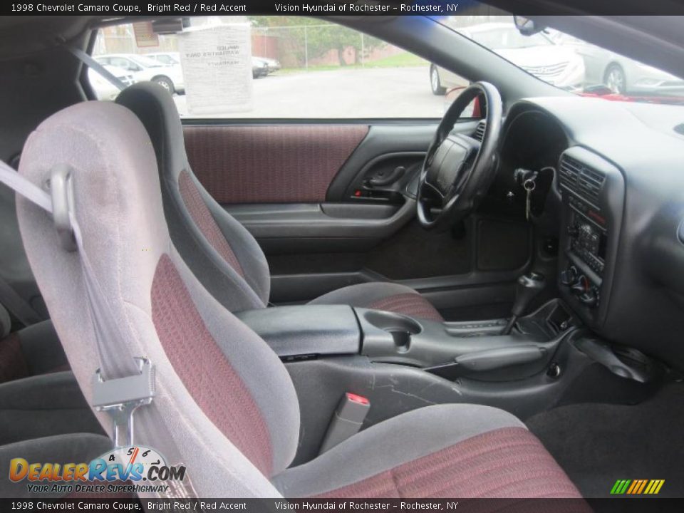 Red Accent Interior - 1998 Chevrolet Camaro Coupe Photo #17