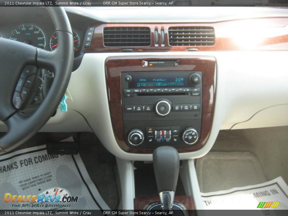 2011 Chevrolet Impala LTZ Summit White / Gray Photo #9