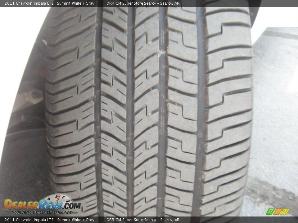 2011 Chevrolet Impala LTZ Summit White / Gray Photo #16