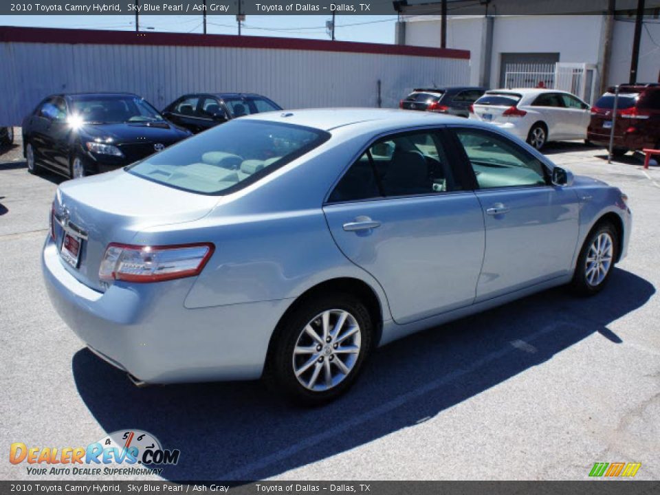 2010 toyota camry blue #3