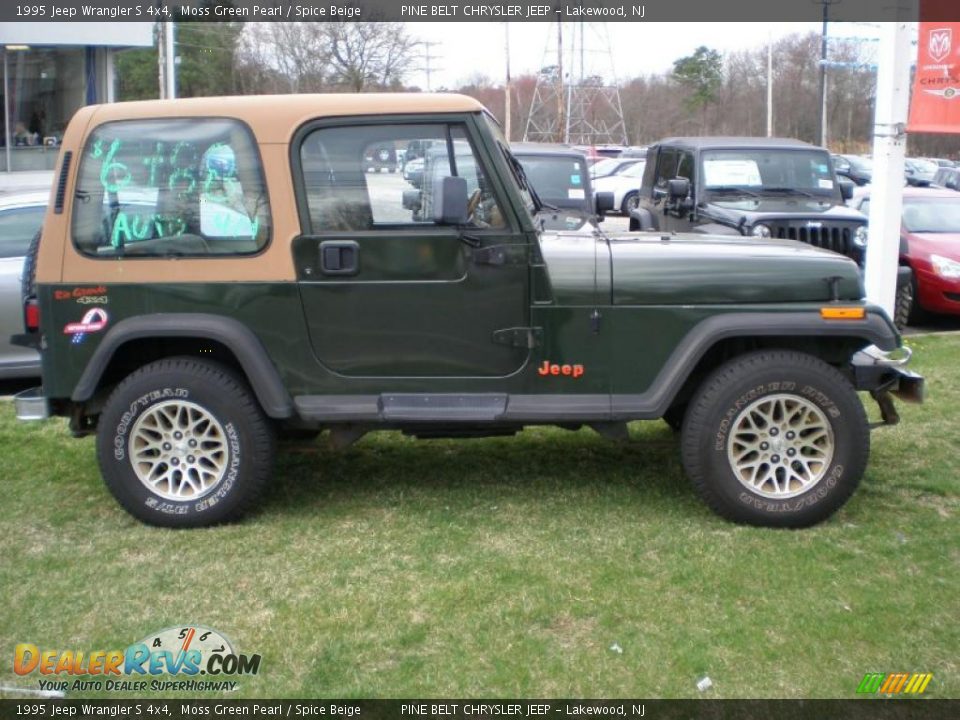 Moss Green Pearl 1995 Jeep Wrangler S 4x4 Photo #4