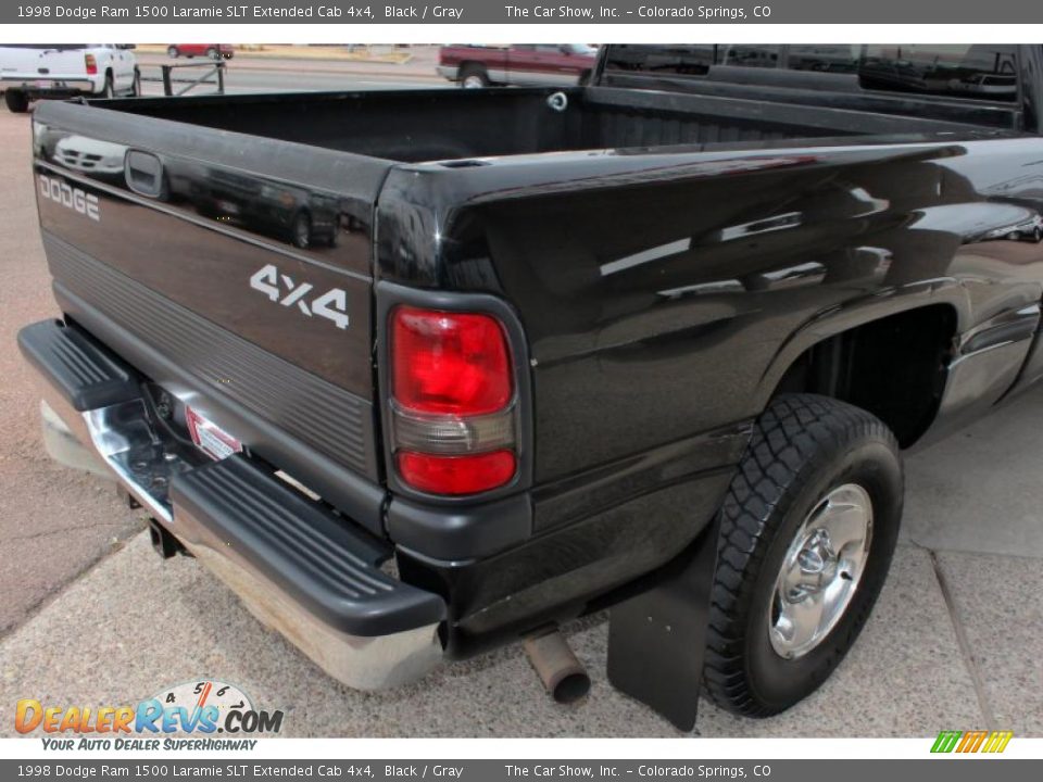 1998 Dodge Ram 1500 Laramie SLT Extended Cab 4x4 Black / Gray Photo #18