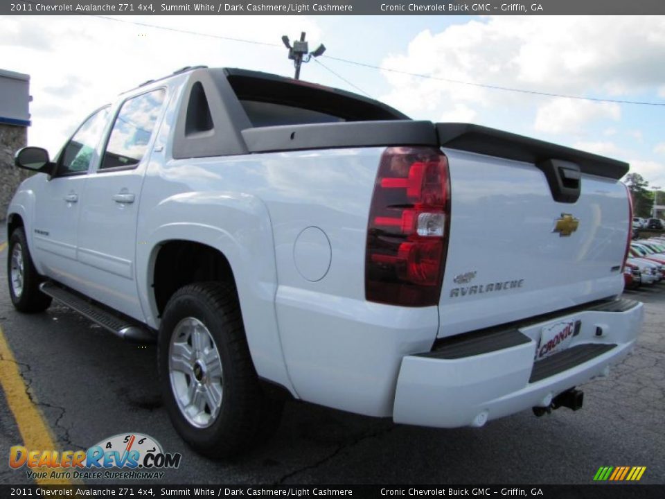 Summit White 2011 Chevrolet Avalanche Z71 4x4 Photo #4