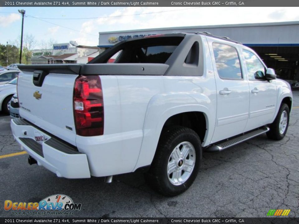 Summit White 2011 Chevrolet Avalanche Z71 4x4 Photo #6