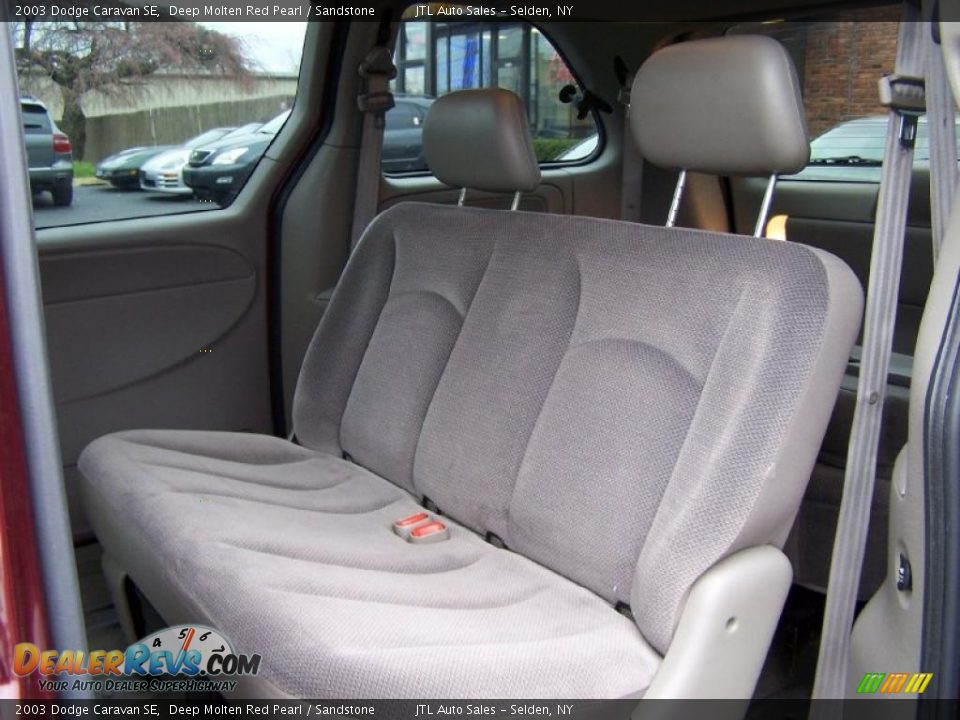 2003 Dodge Caravan SE Deep Molten Red Pearl / Sandstone Photo #13