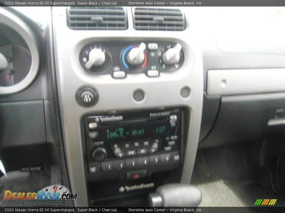 2003 Nissan Xterra SE V6 Supercharged Super Black / Charcoal Photo #17