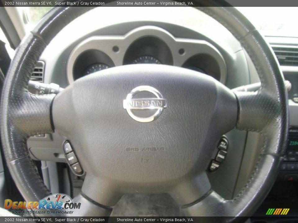 2002 Nissan Xterra SE V6 Super Black / Gray Celadon Photo #17