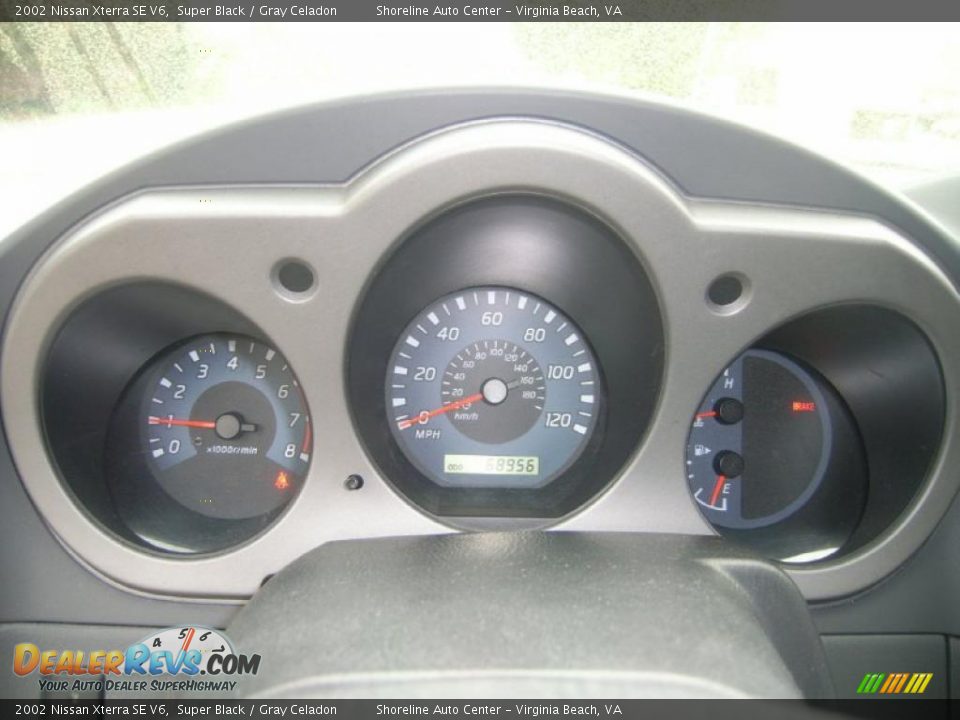 2002 Nissan Xterra SE V6 Super Black / Gray Celadon Photo #18