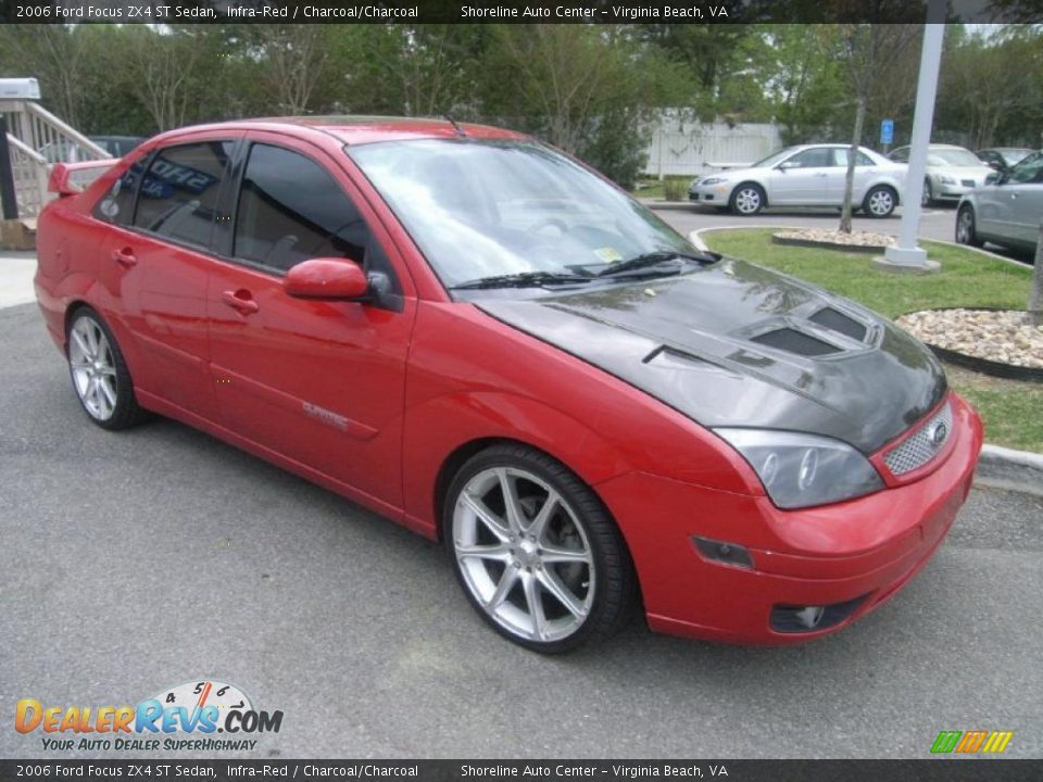 2006 Ford Focus ZX4 ST Sedan Infra-Red / Charcoal/Charcoal Photo #7