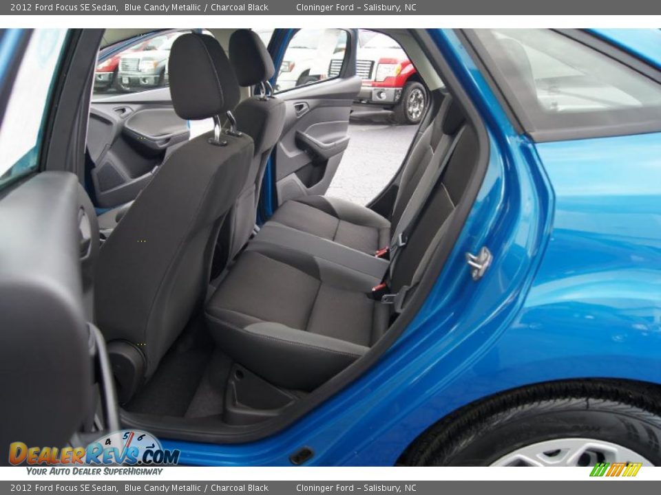 2012 Ford Focus SE Sedan Blue Candy Metallic / Charcoal Black Photo #9