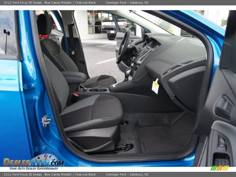 Charcoal Black Interior - 2012 Ford Focus SE Sedan Photo #12
