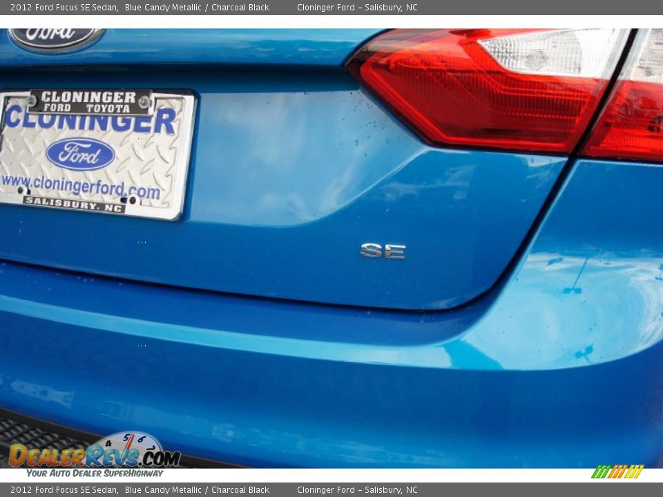 2012 Ford Focus SE Sedan Blue Candy Metallic / Charcoal Black Photo #16