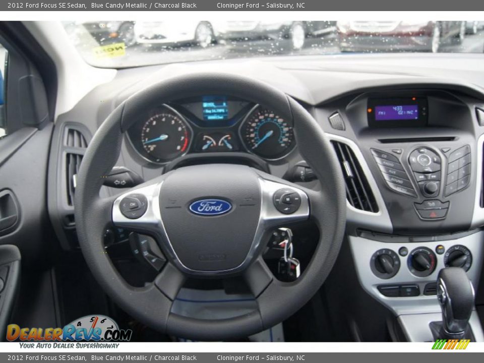 2012 Ford Focus SE Sedan Steering Wheel Photo #24