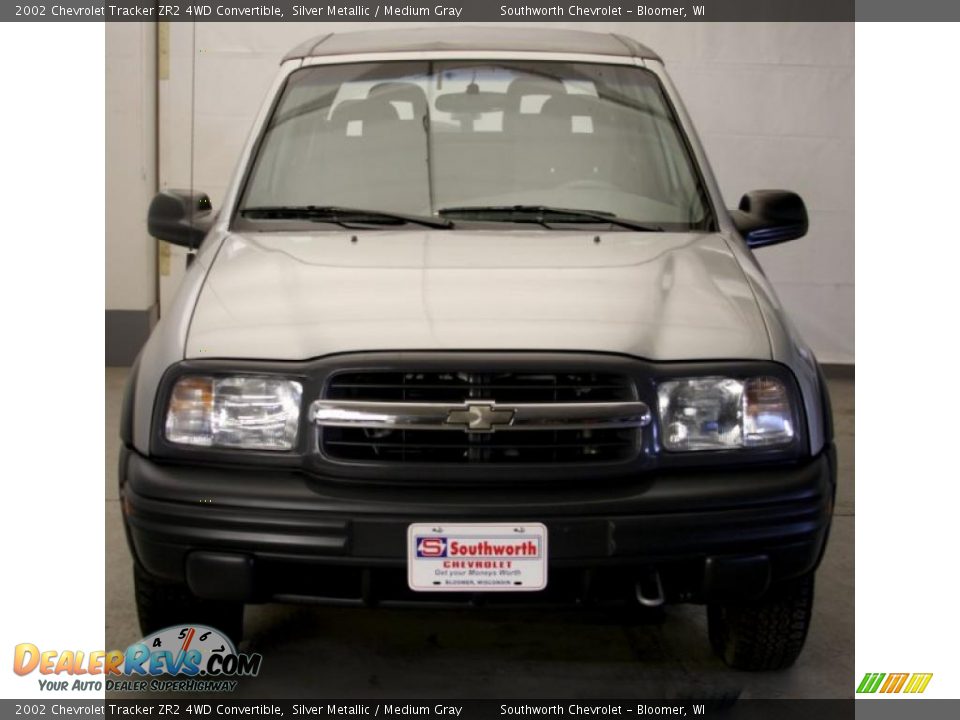 2002 Chevrolet Tracker ZR2 4WD Convertible Silver Metallic / Medium Gray Photo #4