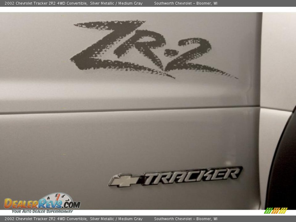 2002 Chevrolet Tracker ZR2 4WD Convertible Logo Photo #6