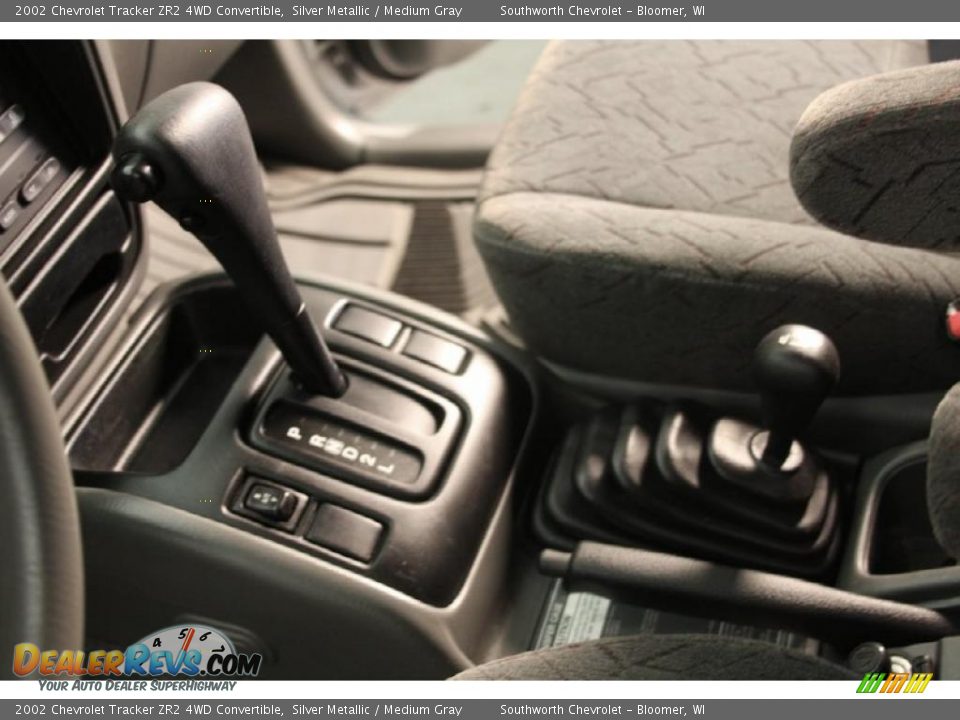 2002 Chevrolet Tracker ZR2 4WD Convertible Silver Metallic / Medium Gray Photo #13