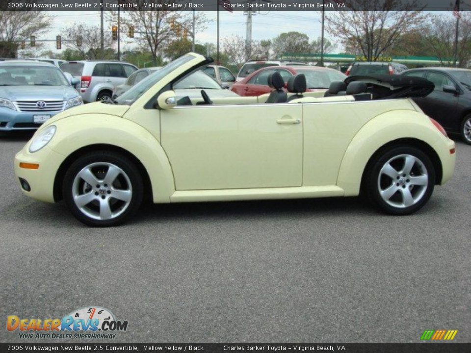 2006 Volkswagen New Beetle 2.5 Convertible Mellow Yellow / Black Photo #6