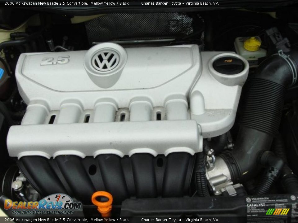 2006 Volkswagen New Beetle 2.5 Convertible 2.5L DOHC 20V Inline 5 Cylinder Engine Photo #17