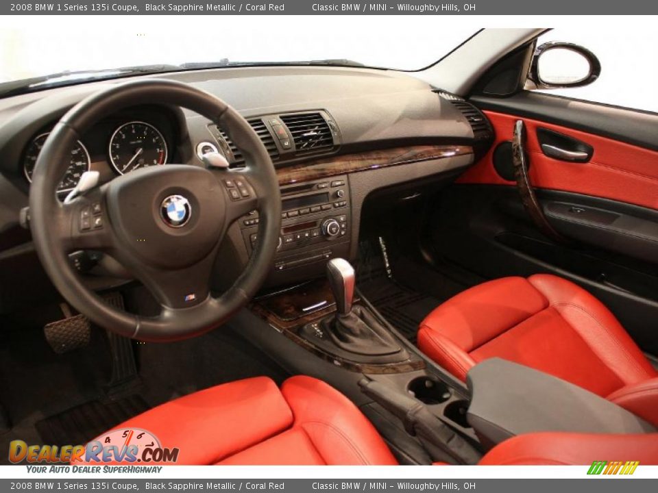 Dashboard of 2008 BMW 1 Series 135i Coupe Photo #8