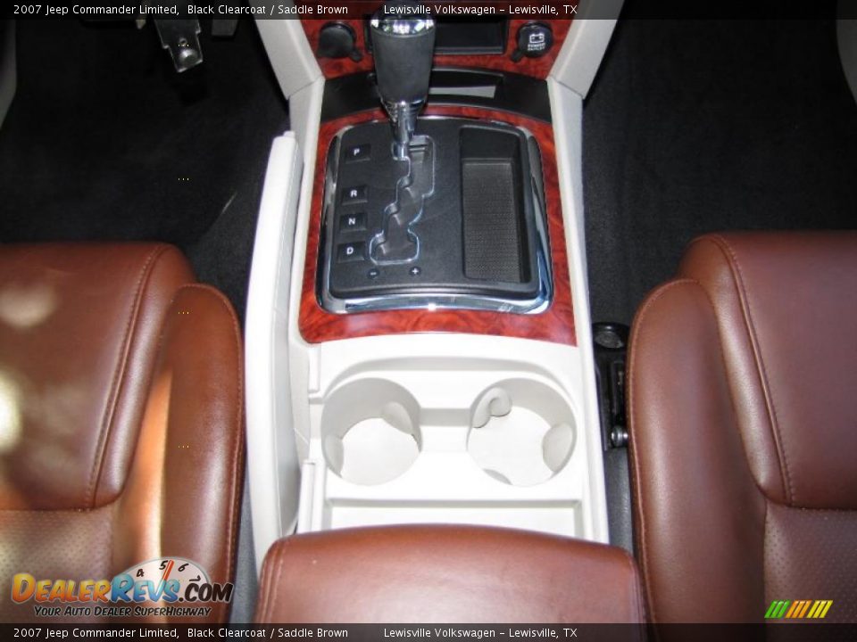2007 Jeep Commander Limited Black Clearcoat / Saddle Brown Photo #17