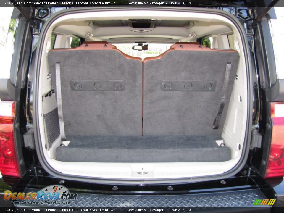 2007 Jeep Commander Limited Black Clearcoat / Saddle Brown Photo #23