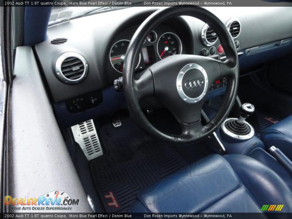 2002 Audi TT 1.8T quattro Coupe Steering Wheel Photo #12