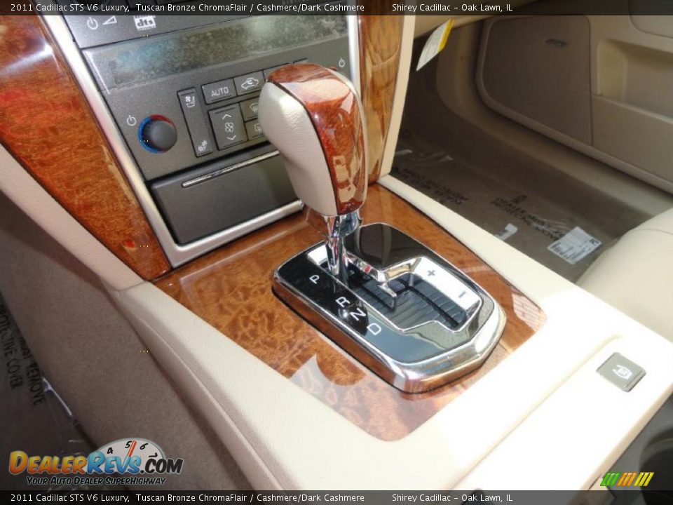2011 Cadillac STS V6 Luxury Shifter Photo #18