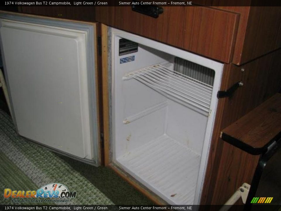 1974 Volkswagen Bus T2 Campmobile Light Green / Green Photo #8