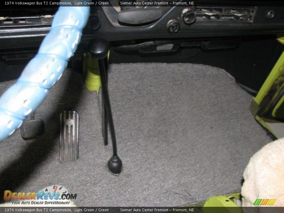 1974 Volkswagen Bus T2 Campmobile Light Green / Green Photo #25