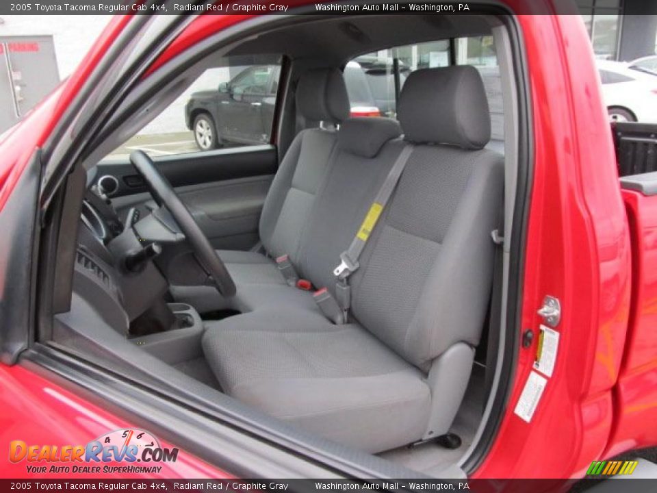 Graphite Gray Interior - 2005 Toyota Tacoma Regular Cab 4x4 Photo #14
