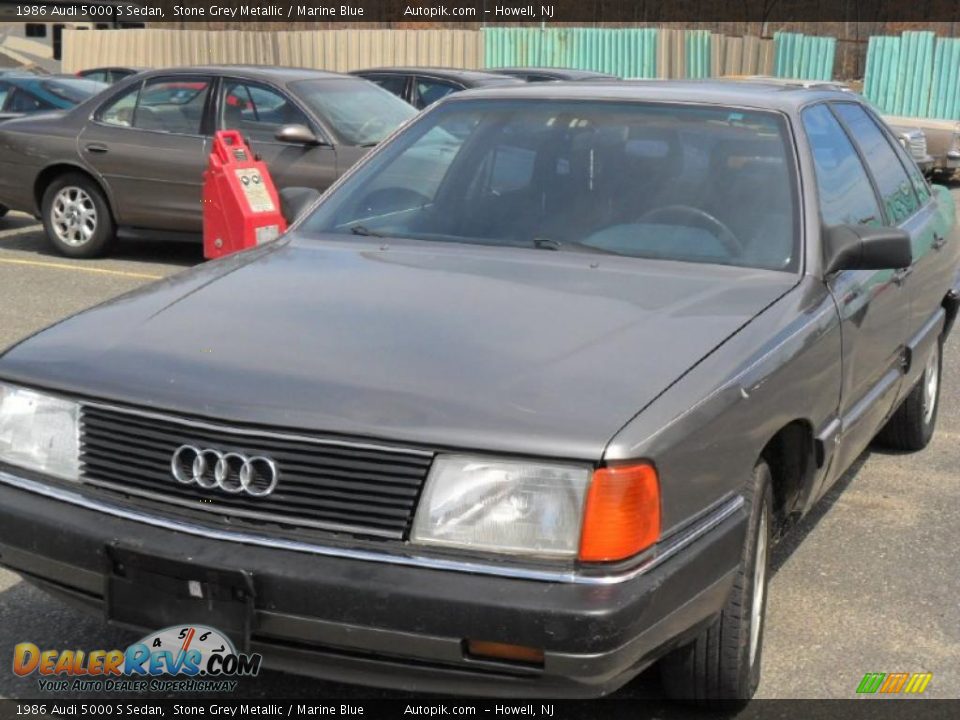 1986 Audi 5000 S Sedan Stone Grey Metallic / Marine Blue Photo #3