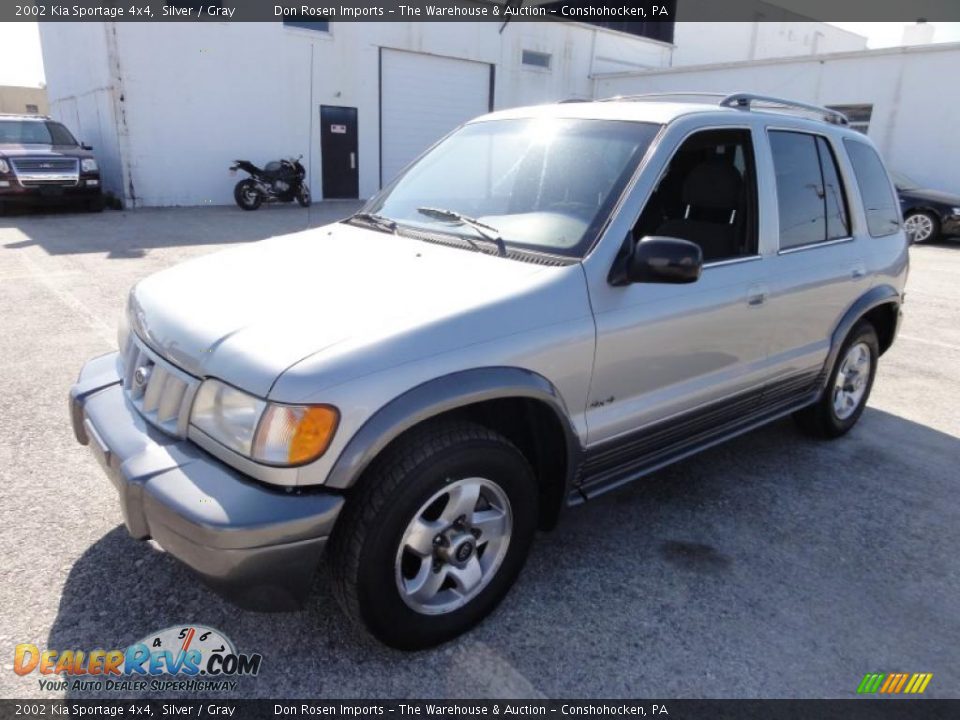 2002 Kia Sportage 4x4 Silver / Gray Photo #2
