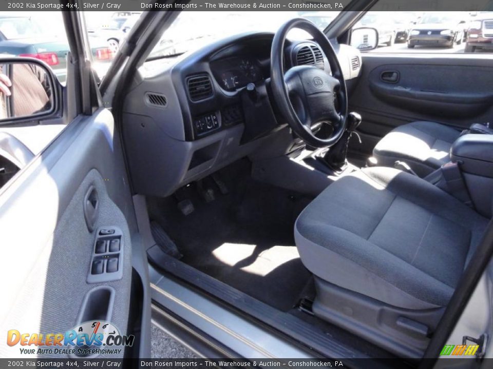 2002 Kia Sportage 4x4 Silver / Gray Photo #13