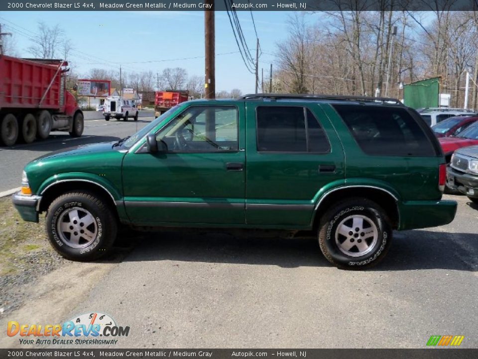 2000 Chevrolet Blazer LS 4x4 Meadow Green Metallic / Medium Gray Photo #8